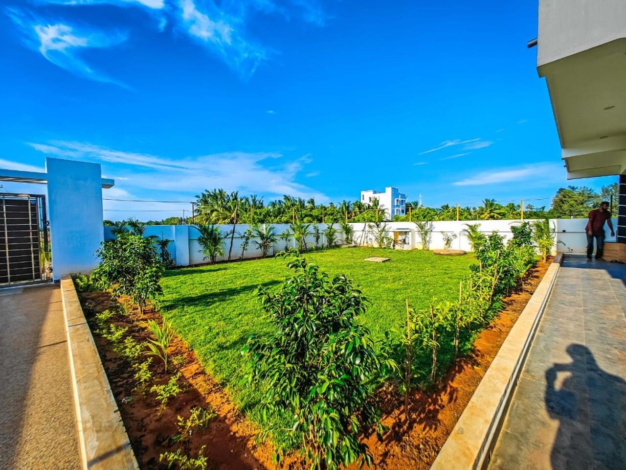 Rini Resort Chennai Eksteriør billede